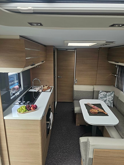 Adria Adora 673PK 9 of 30
