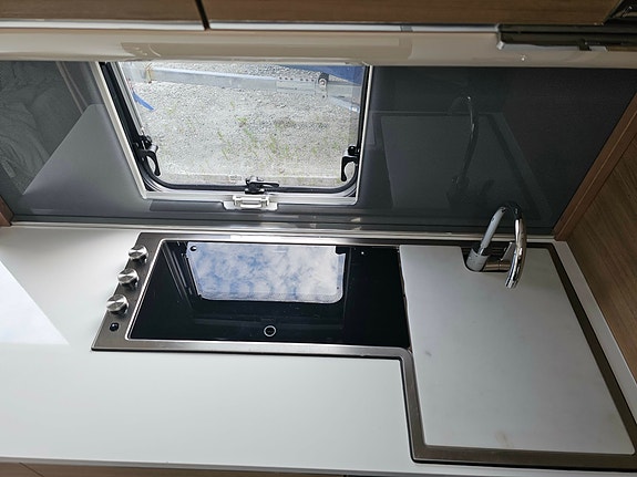 Adria Adora 673PK 15 of 30