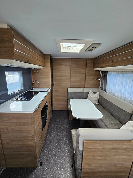 Adria Adora 673PK 18 of 30