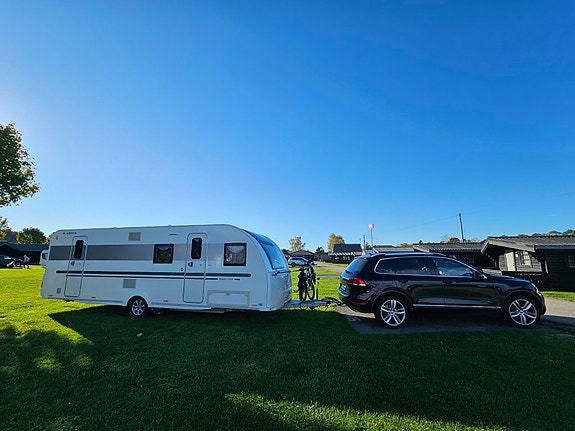 Adria Adora 673PK 2 of 30