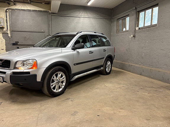 Volvo XC90 19 of 30