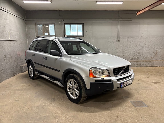 Volvo XC90 9 of 30