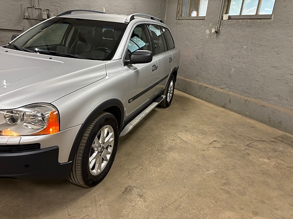 Volvo XC90 23 of 30