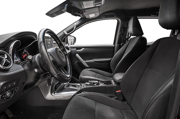 Mercedes-Benz X250 d 9 of 24