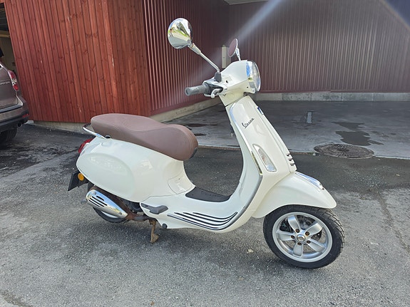 Vespa Primavera 50 6 of 20