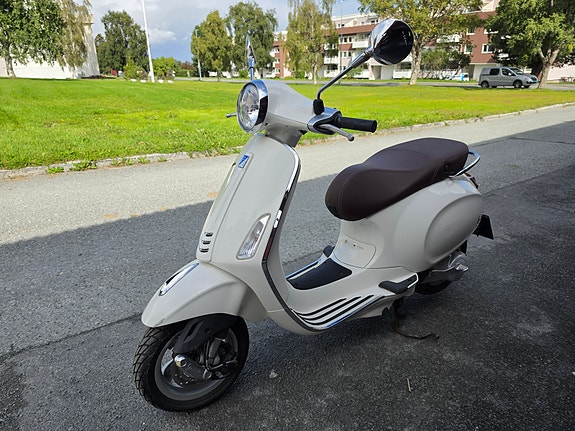Vespa Primavera 50