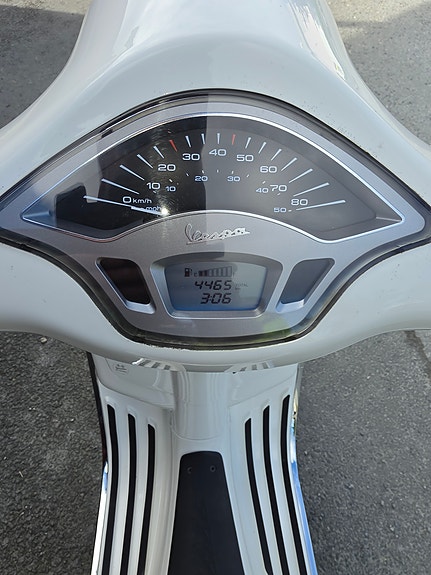 Vespa Primavera 50 17 of 20