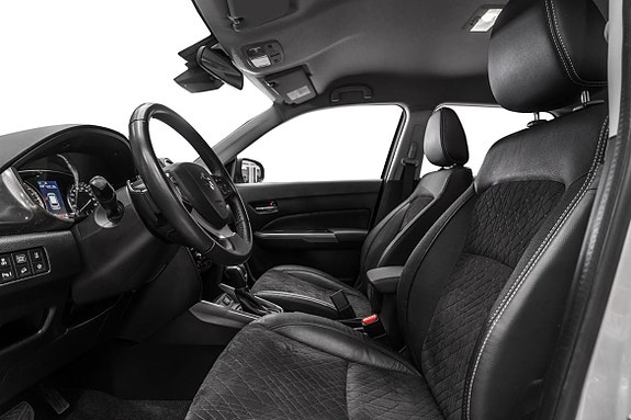 Suzuki Vitara 10 of 23