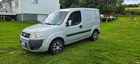 Fiat Doblo 2 of 12