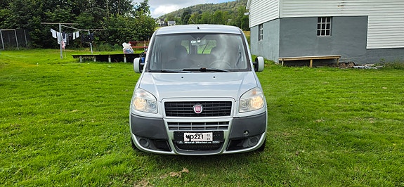 Fiat Doblo 3 of 12