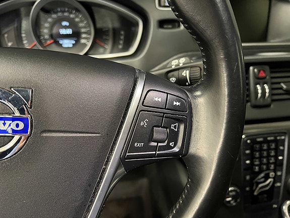 Volvo V40 20 of 30