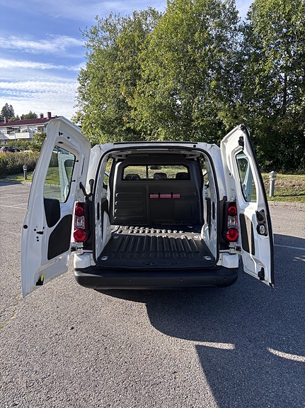 Peugeot Partner 9 of 25