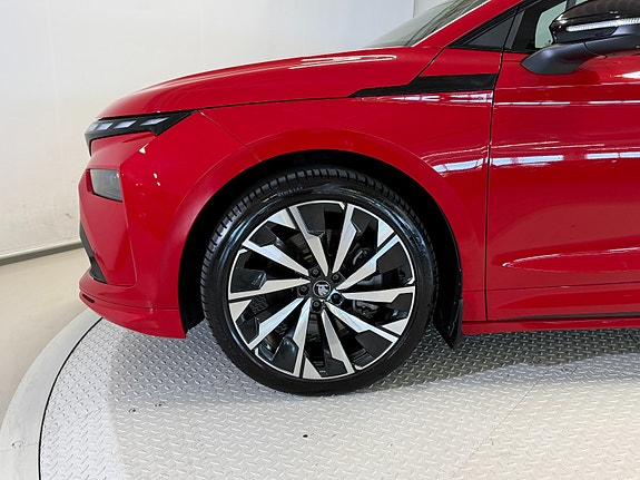 Skoda Enyaq 8 of 30