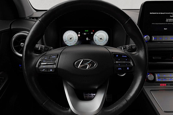Hyundai Kona 14 of 30