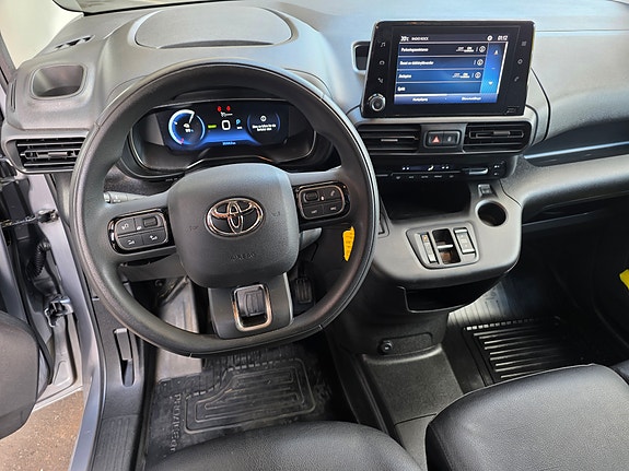 Toyota Proace City 13 of 30