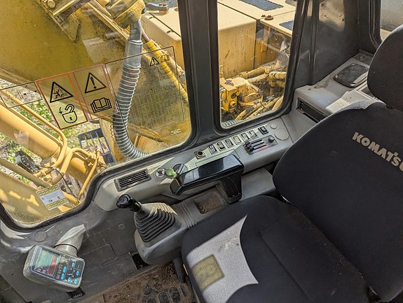 Komatsu Pc180lc 11 of 30