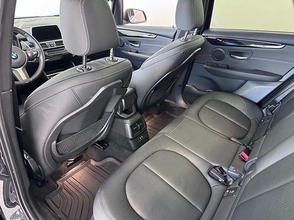 BMW 225xe 21 of 30