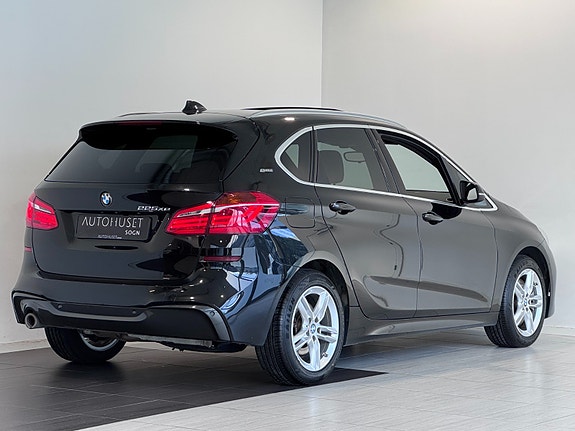 BMW 225xe 6 of 30
