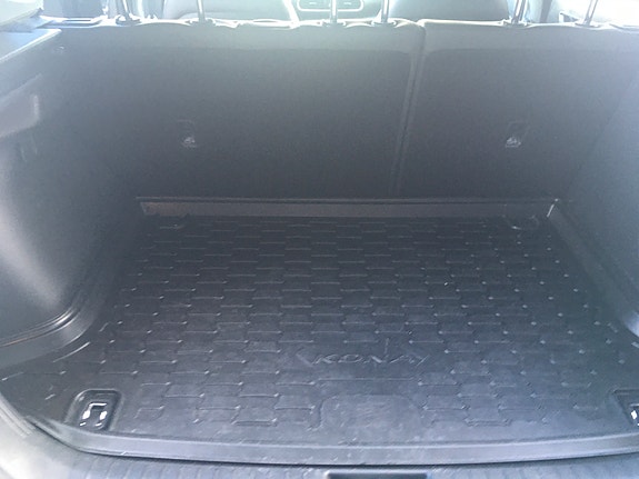 Hyundai Kona 9 of 10