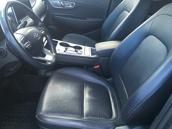 Hyundai Kona 7 of 10
