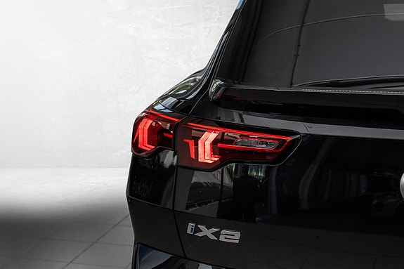 BMW iX2 10 of 30