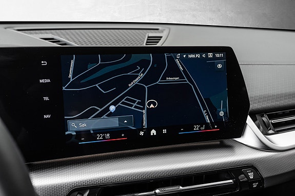 BMW iX2 22 of 30
