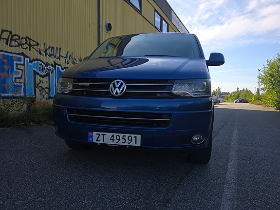 Volkswagen Multivan 17 of 30