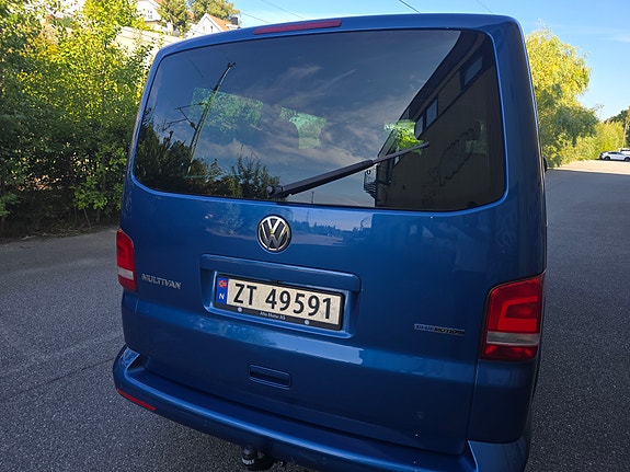 Volkswagen Multivan 11 of 30