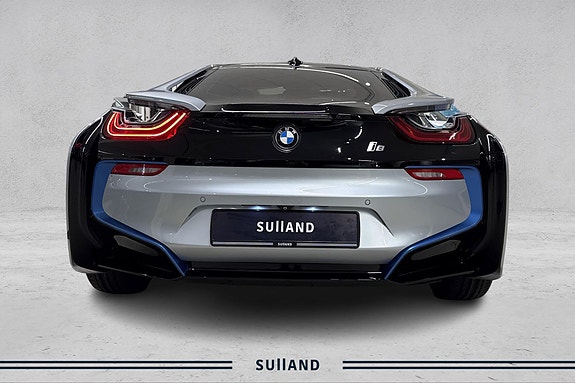 BMW i8 4 of 24