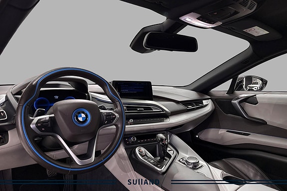 BMW i8 9 of 24
