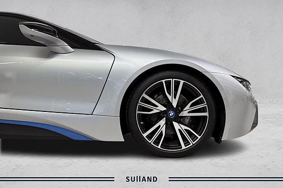 BMW i8 22 of 24