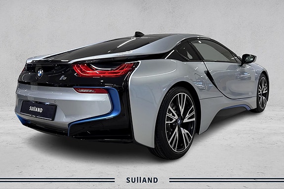 BMW i8 5 of 24