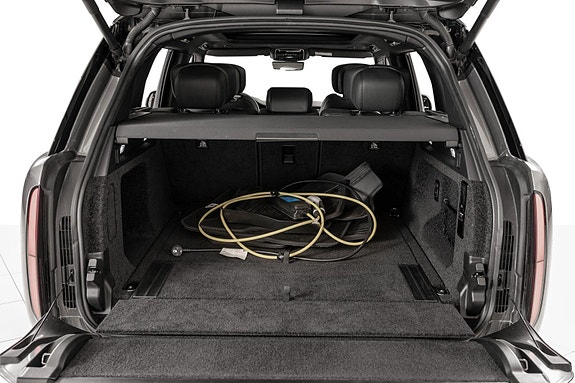 Land Rover Range Rover 30 of 30