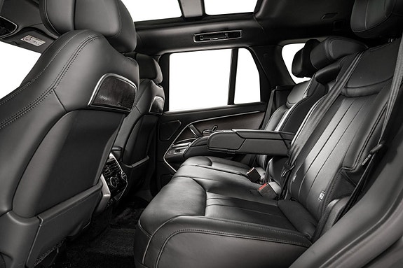 Land Rover Range Rover 18 of 30