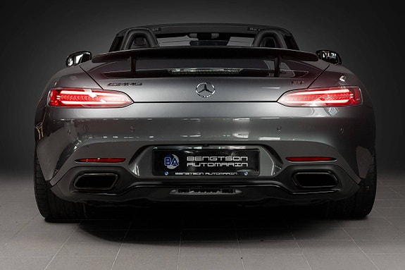 Mercedes-Benz AMG GT Roadster 8 of 30