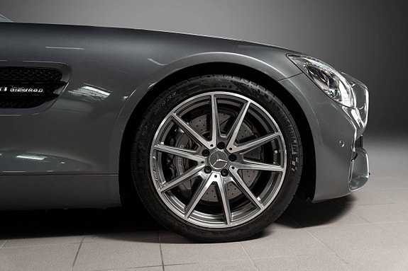 Mercedes-Benz AMG GT Roadster 27 of 30