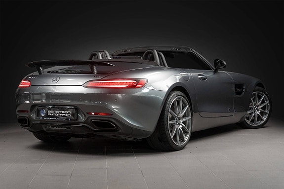 Mercedes-Benz AMG GT Roadster 11 of 30