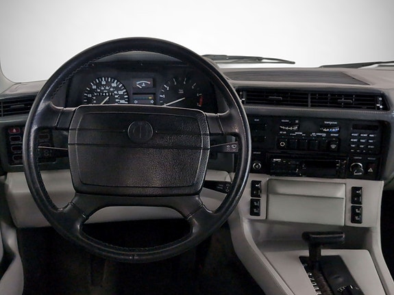 BMW 735i 15 of 30