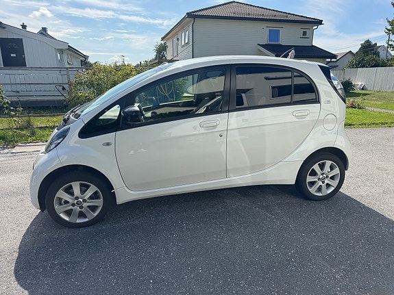 Citroen C-Zero 7 of 14