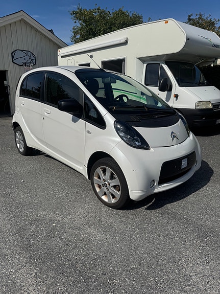 Citroen C-Zero 4 of 14