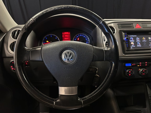 Volkswagen Tiguan 14 of 18