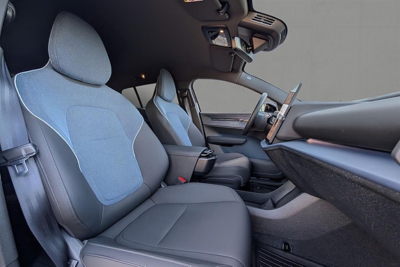 Volvo EX30 19 of 20