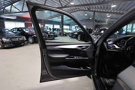 BMW X5 12 of 30