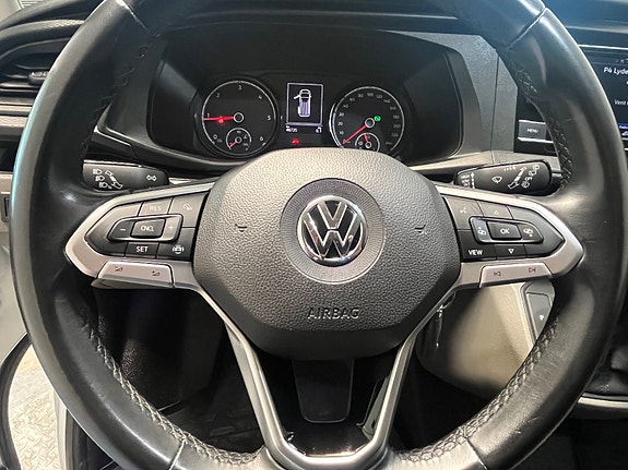 Volkswagen Transporter 21 of 30