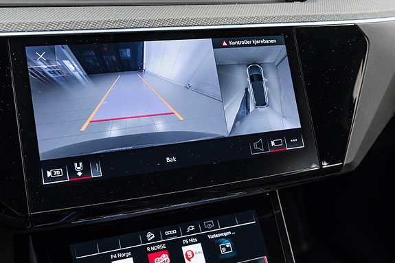 Audi e-tron 16 of 30
