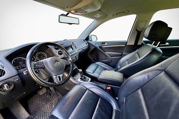 Volkswagen Tiguan 6 of 12