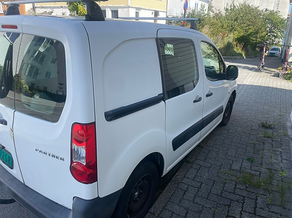 Peugeot Partner 12 of 15