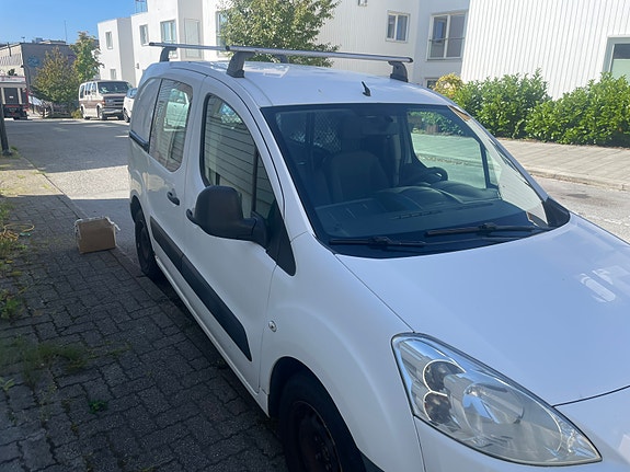 Peugeot Partner 13 of 15