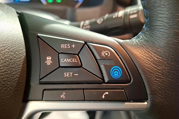 Nissan Leaf 15 of 24