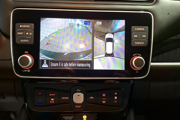 Nissan Leaf 11 of 24